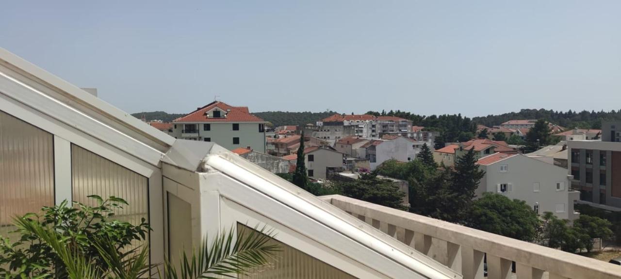 Ferienwohnung Happy Basset Terrace Makarska Exterior foto