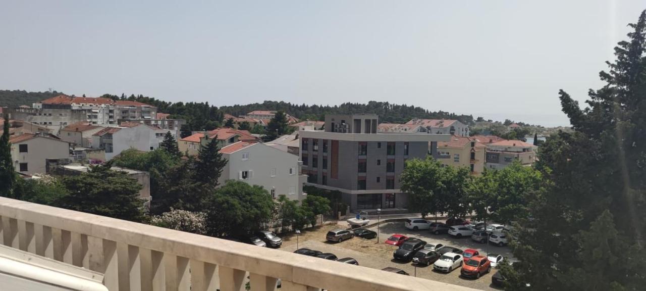 Ferienwohnung Happy Basset Terrace Makarska Exterior foto